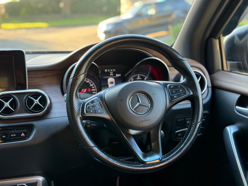 MERCEDES-BENZ X CLASS