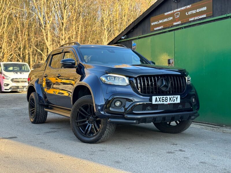 MERCEDES-BENZ X CLASS