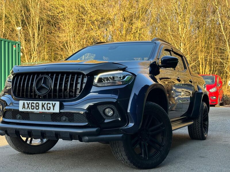 MERCEDES-BENZ X CLASS