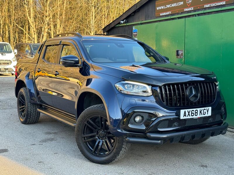 MERCEDES-BENZ X CLASS