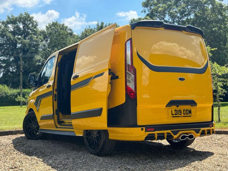 FORD TRANSIT CUSTOM