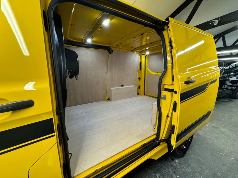 FORD TRANSIT CUSTOM