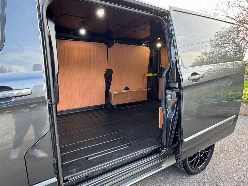 FORD TRANSIT CUSTOM