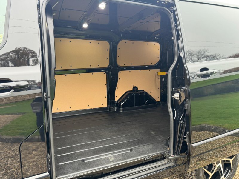 FORD TRANSIT CUSTOM