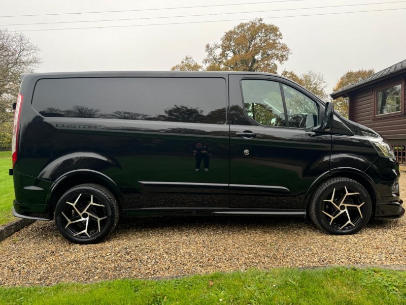 FORD TRANSIT CUSTOM