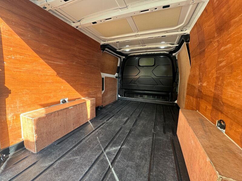 FORD TRANSIT CUSTOM