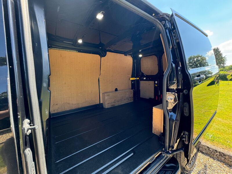 FORD TRANSIT CUSTOM