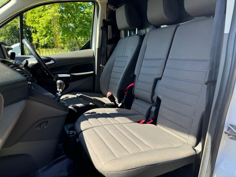 FORD TRANSIT CONNECT