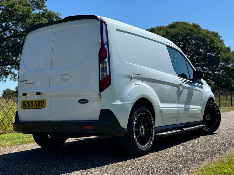 FORD TRANSIT CONNECT