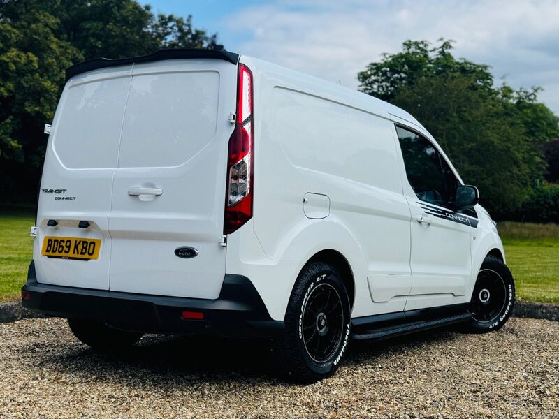 FORD TRANSIT CONNECT