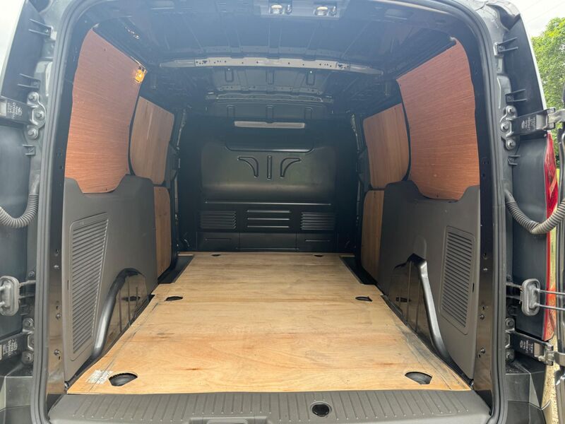 FORD TRANSIT CONNECT