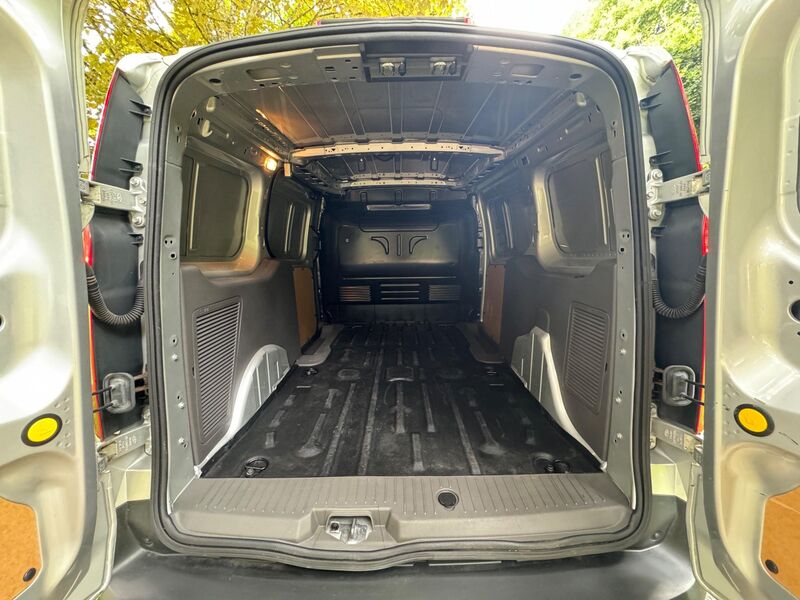 FORD TRANSIT CONNECT