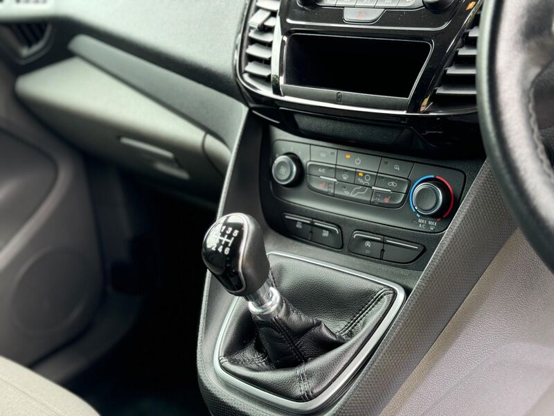 FORD TRANSIT CONNECT