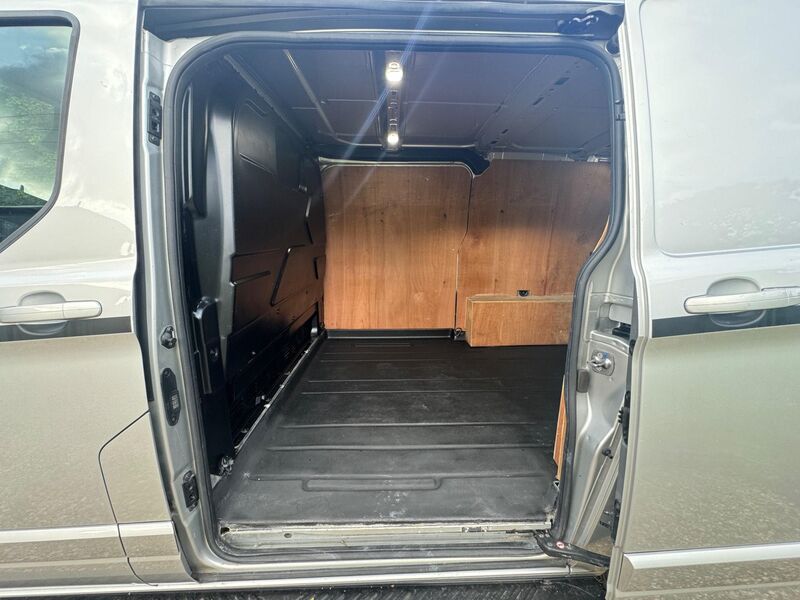FORD TRANSIT CUSTOM
