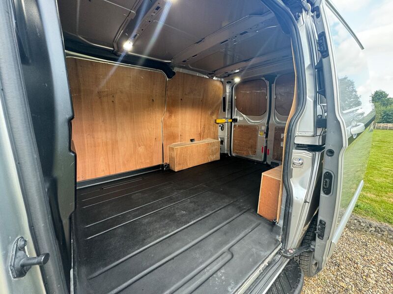 FORD TRANSIT CUSTOM