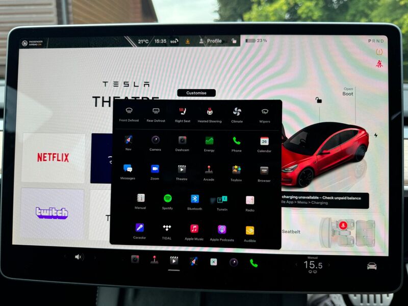 TESLA MODEL 3