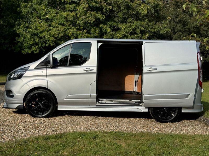 FORD TRANSIT CUSTOM
