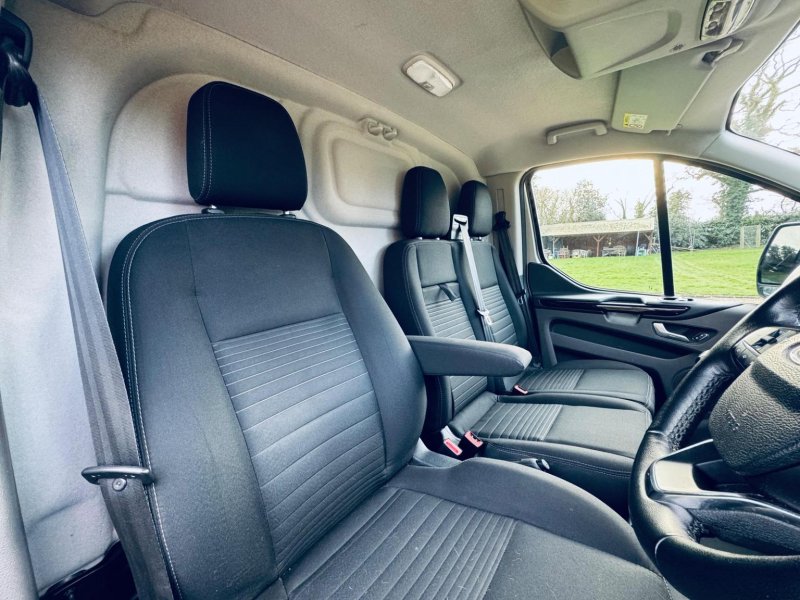 FORD TRANSIT CUSTOM