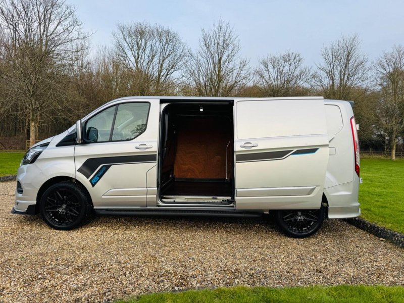FORD TRANSIT CUSTOM