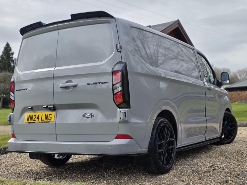 FORD TRANSIT CUSTOM