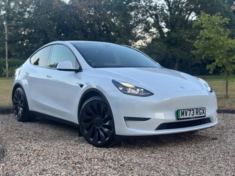 TESLA MODEL Y