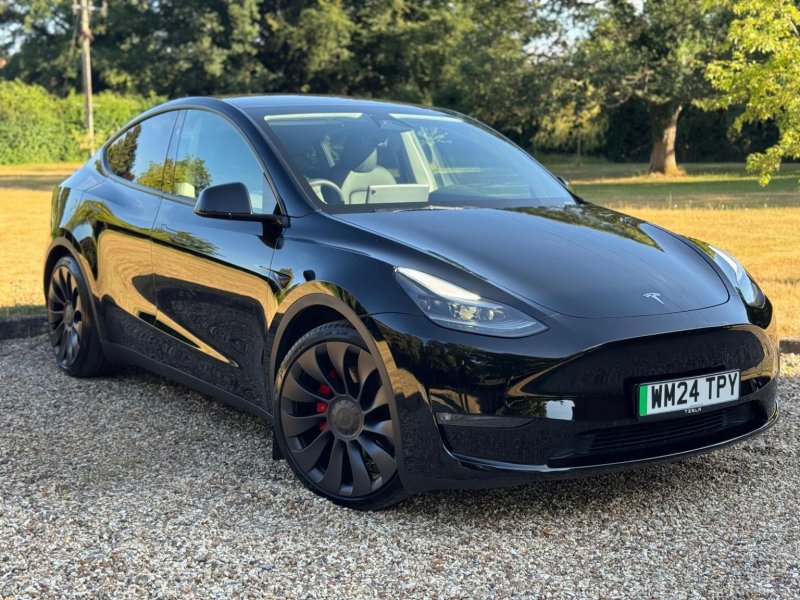 TESLA MODEL Y