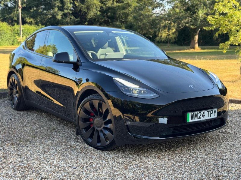 TESLA MODEL Y