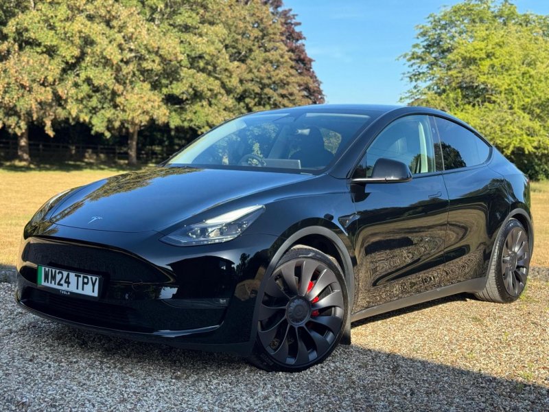 TESLA MODEL Y