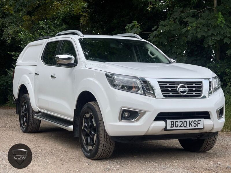 NISSAN NAVARA